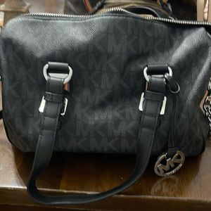 Michael kors purse and wallet